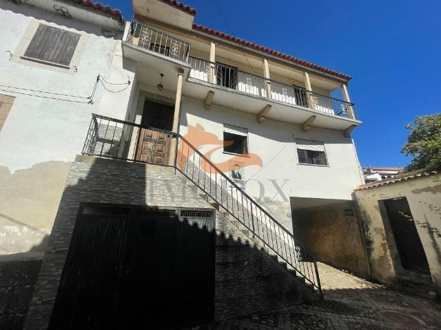 Moradia com 7 quartos pronta a habitar em Vila Cova de Alva. 60m² Vila Cova de Alva e Anseriz