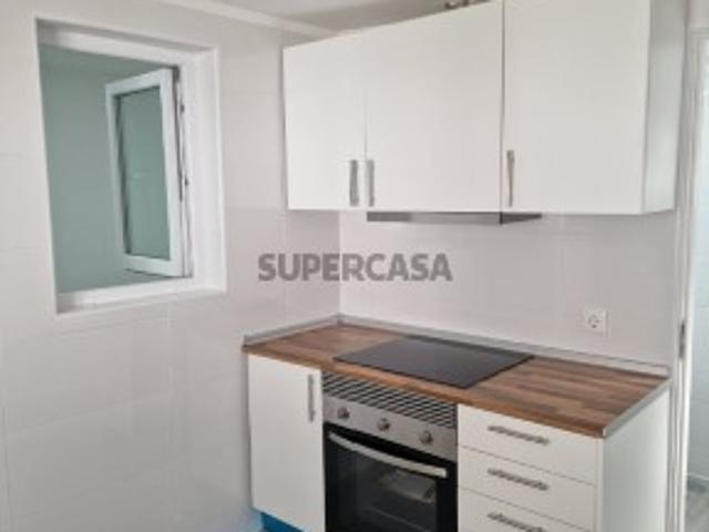Moradia com 8 casas independentes em Sobralinho
