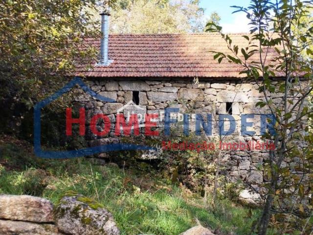 Moradia com 134 m² em Castro Laboreiro – Refúgio Autêntico em Plena Natureza