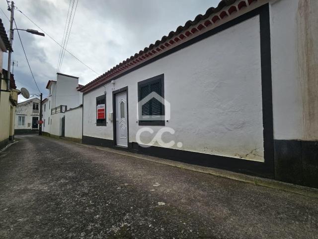 Moradia com 2+1 Quartos Furnas Povoação