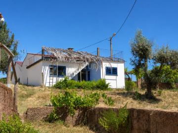 Moradia com 2 quartos em Oleiros, Castelo Branco