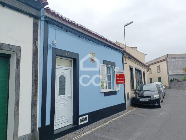 Moradia com 2 Quartos Matriz Ribeira Grande