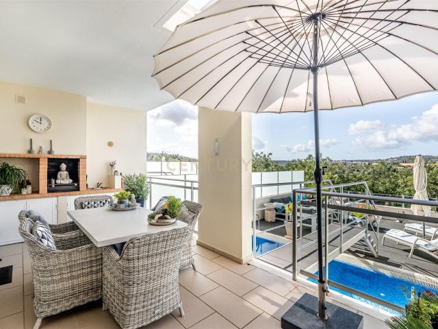 Moradia com 3 quartos, 4 casas de banho e piscina privada nu. 143m² Paderne