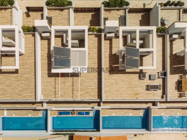 Moradia com 3 quartos com Piscina Privativa e Vista Mar