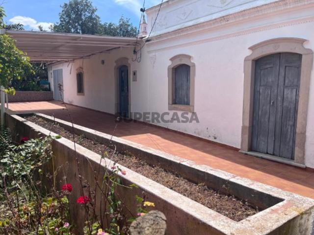 Moradia com terreno no campo em Santo Estevão, Tavira, Algarve