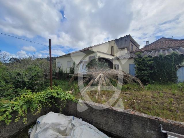 Moradia com terreno