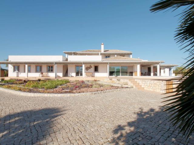 Moradia com Vista Mar em Luz de Tavira – Algarve