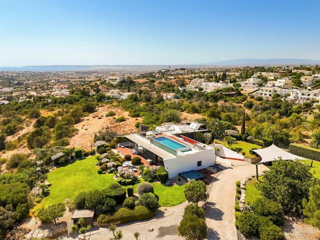 Moradia com Vista Mar e Privacidade Excecional 332m² Albufeira e Olhos de Água
