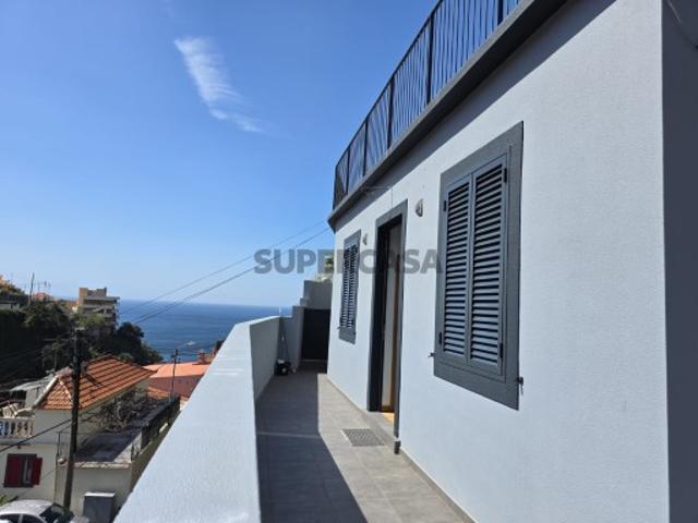 Moradia com Vista Mar no Lazareto, Funchal