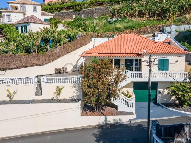 Moradia com vista mar na Ponta do Sol – Ilha da Madeira 184m² Ponta Do Sol
