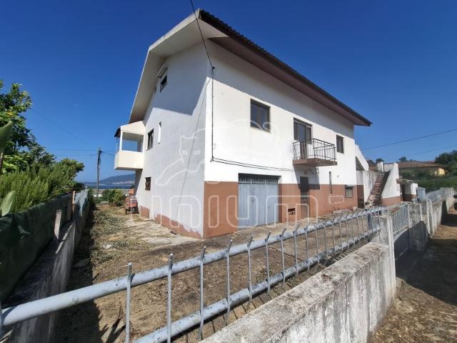 Moradia com vista para o Rio Minho e Espanha