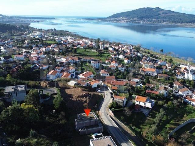 Moradia com vista rio em construção 0m² Seixas