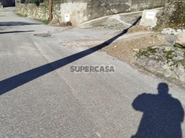 MORADIA COM ALMA BEIRÃ A 6 KM DO CENTRO DE VISEU