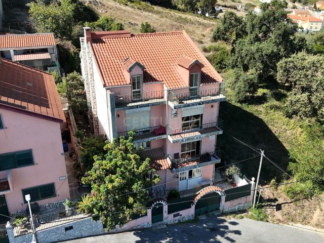 Moradia com elevado potencial de rentabilização em Camarões – Almargem do Bispo