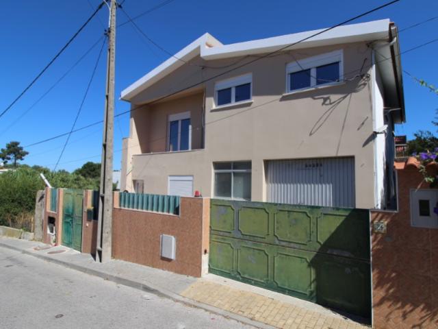 Moradia com Elevado Potencial nos Brejos de Azeitão