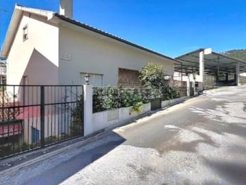 Moradia com Grande Potencial na Vila de Pampilhosa da Serra