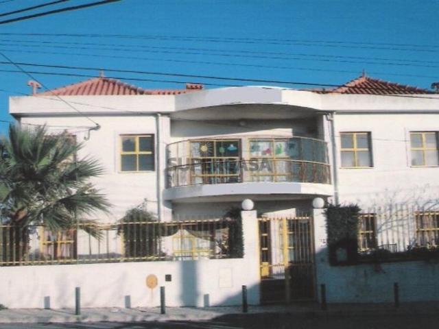 Imóvel com Elevado Potencial de Rentabilização | Albarraque Sintra