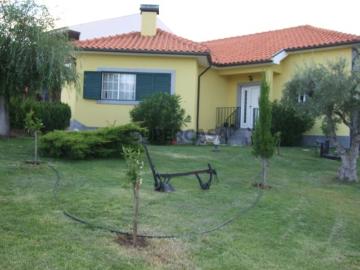 Moradia com piscina Alojamento Local Vila Flor