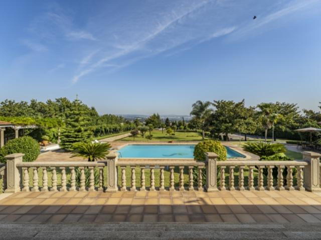Moradia de excelência com piscina em Nevogilde, Lousada