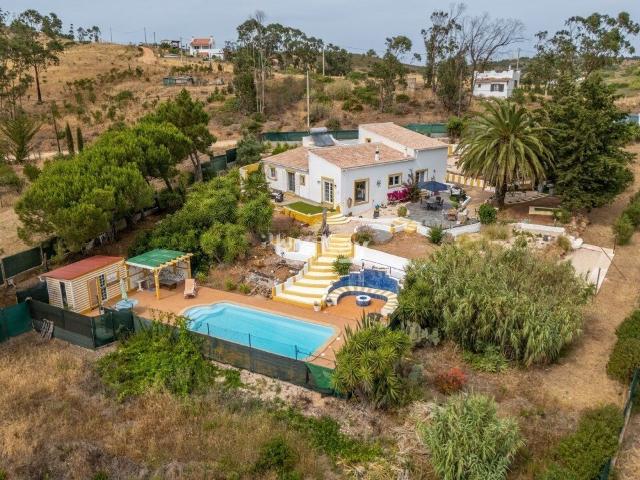 Moradia Com Piscina Em Barão De S. Miguel, Vila Do Bispo 161m² Barão De São Miguel
