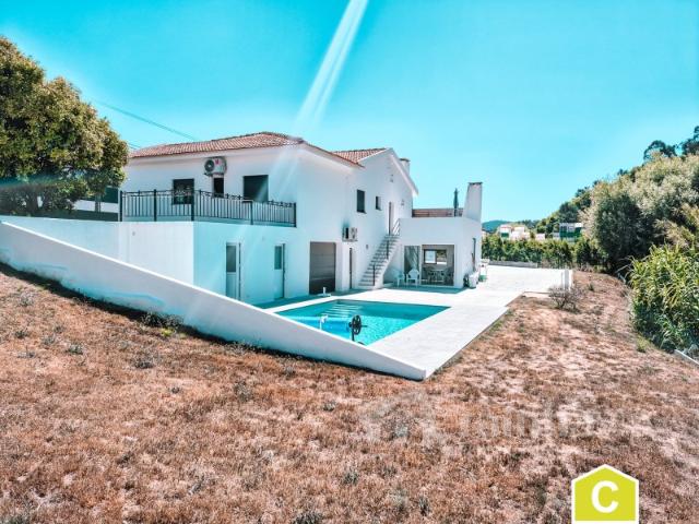 Moradia com piscina, garagem e vista para a natureza Vimeiro, Alcobaça