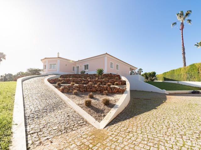 Moradia com Piscina para Venda, em Vale da Lama, Lagos