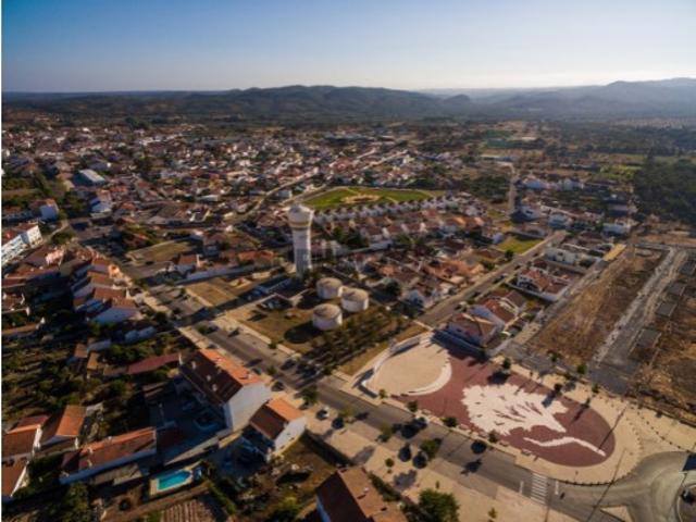 Moradia com piscina PROJECTO CHAVE na MÃO