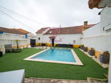 Moradia com Piscina