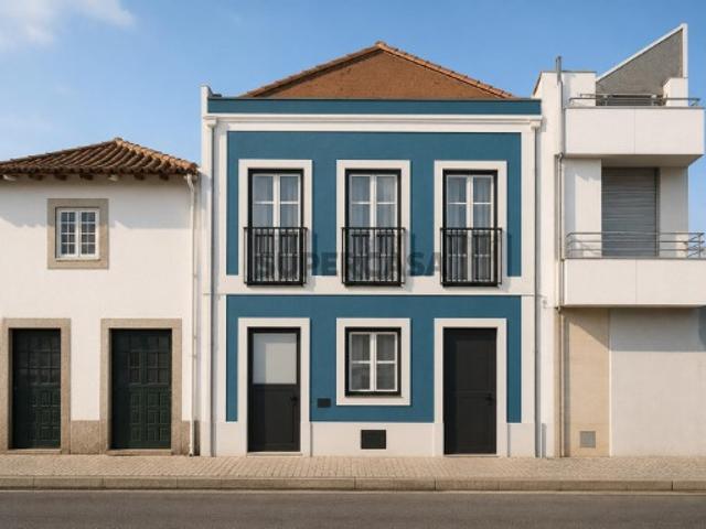 Moradia com Projeto aprovado em Alhos Vedros Para Remodelação Total