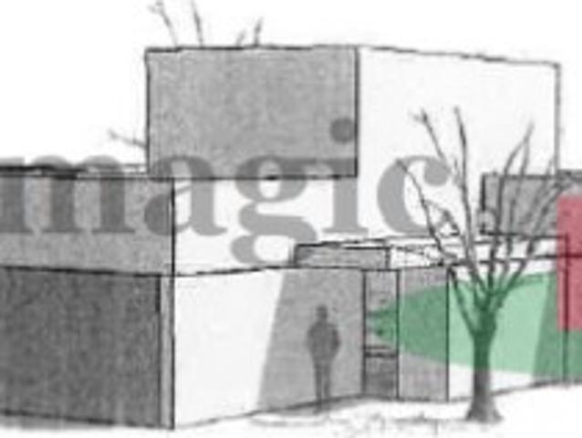 Moradia com Projeto em Rio Maior*RIOMAGIC