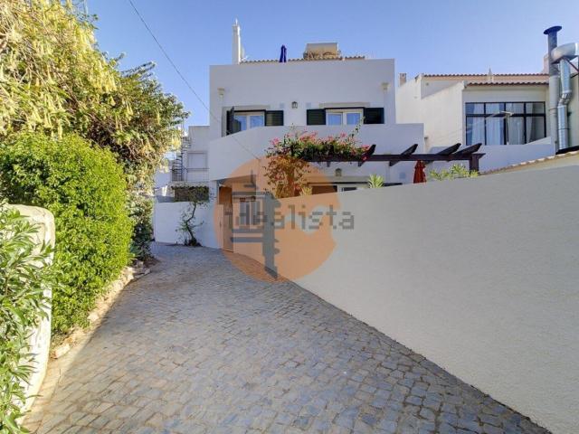 Moradia, Cabanas de Tavira