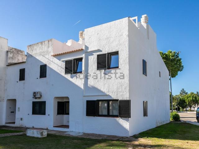 Moradia, Cabanas de Tavira