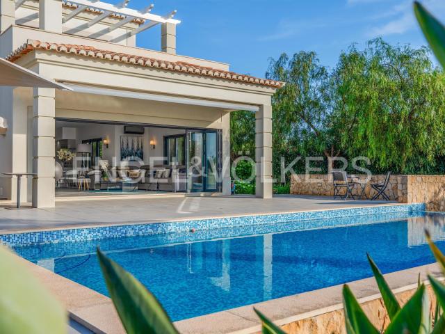 Moradia contemporânea com vista para o golfe | Vale da Pinta, Lagoa