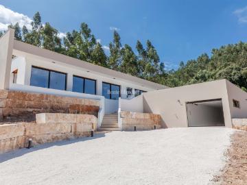 Moradia Contemporânea T3 com Piscina nas Caldas da Rainha 182m² Alvorninha