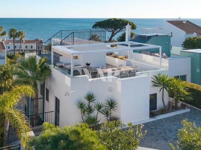 Moradia Contemporânea T3 Frente Mar com Rooftop e Vista Oceâ. 150m² Almancil