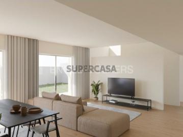 Moradia Contemporânea T4