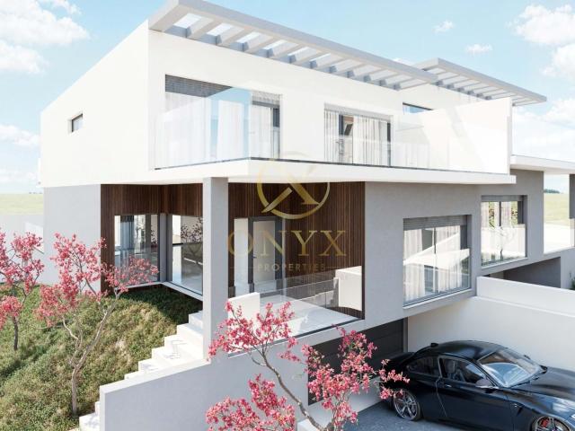 MORADIA CONTEMPORÂNEA T4 COM JARDIM EM TORRES VEDRAS