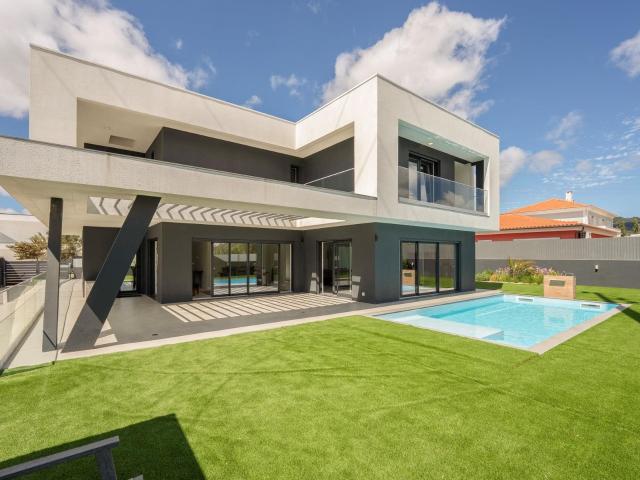 Moradia contemporânea T4 | Abrunheira, Sintra 210m² Rio De Mouro
