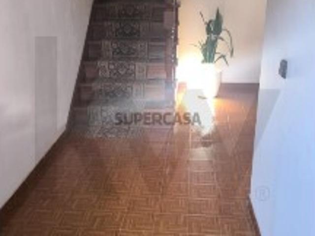 Moradia Contemporânea T5, junto ao Lagoas Park e Taguspark