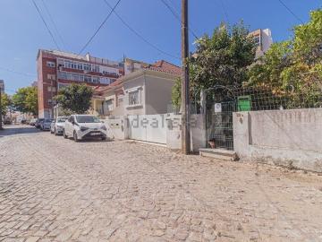 Rua Mário Domingues, Costa da Caparica, Distrito de Setúbal