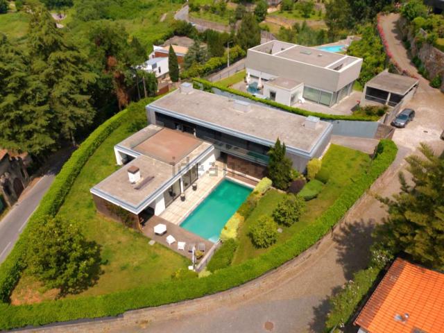 Moradia, Costa