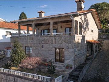 Moradia, Costa