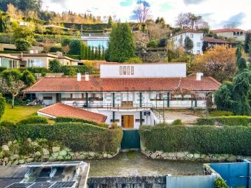 Moradia, Costa