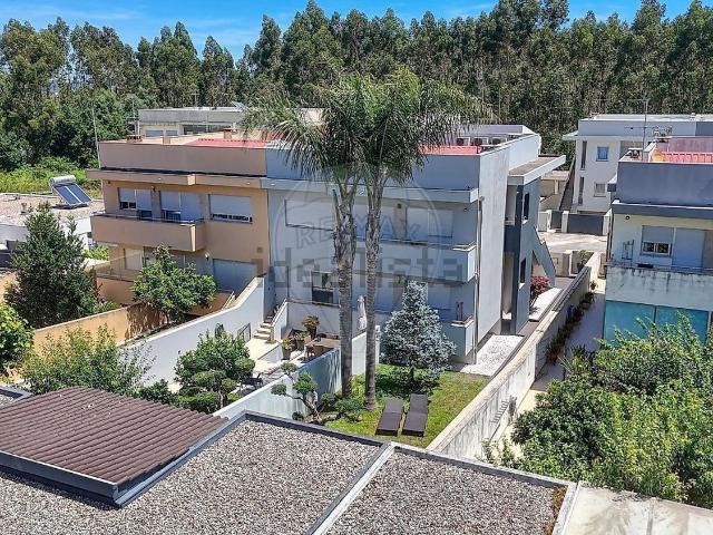 Moradia, Coronado