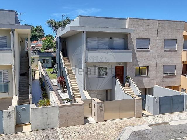 Moradia, Coronado