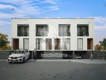 Casa à venda em Trofa