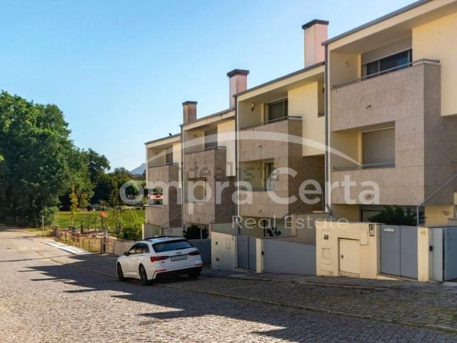 Moradia, Corvite