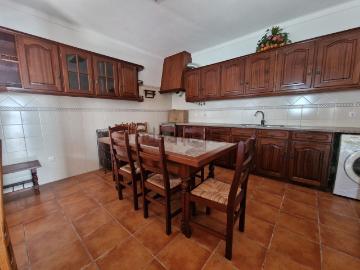 Couço, Coruche, Distrito de Santarém - Cozinha equipada