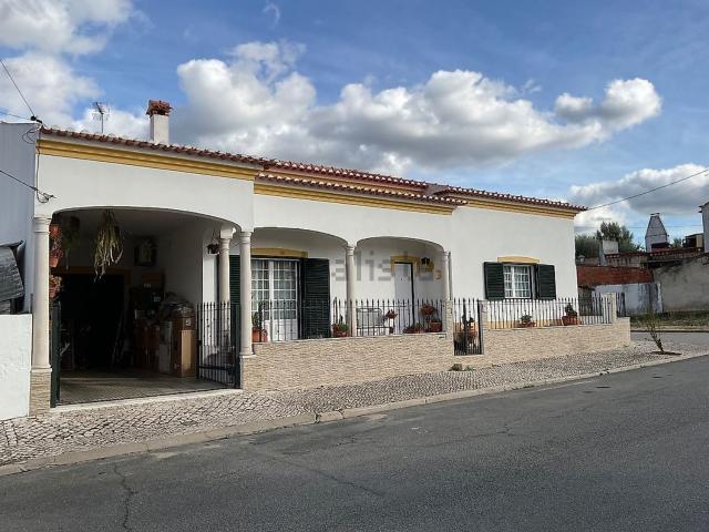 Moradia, Couço