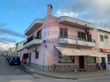 Couço, Coruche, Distrito de Santarém - Garagem